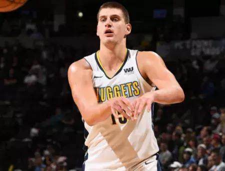 色表现不仅 色表现不仅