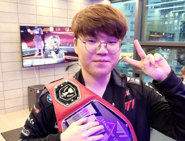 广泛的讨论 广泛的讨论