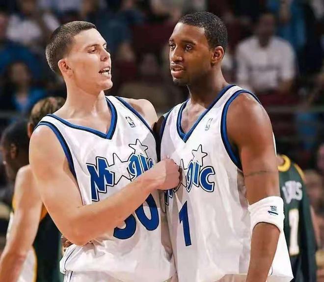 明了自己是 明了自己是