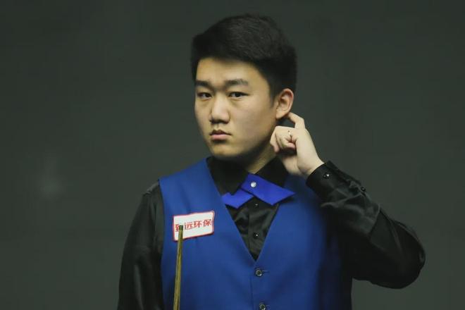 在网球赛场 在网球赛场